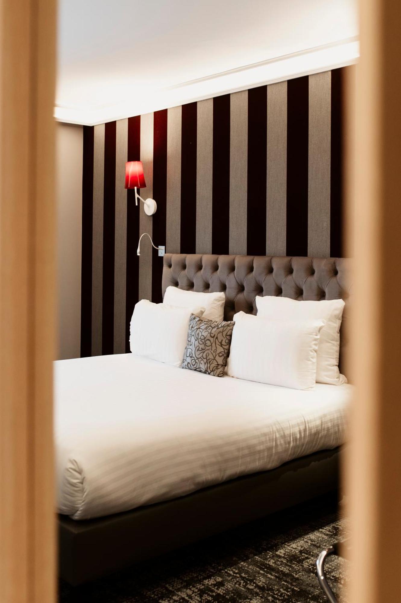 Hotel Dali Val D'Europe Шантлуп-ан-Бри Экстерьер фото